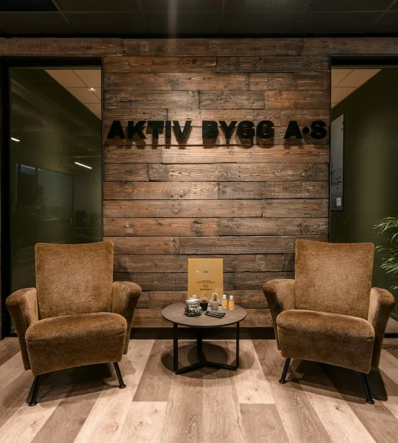 AktivBygg_July 9th_Adamvollelv-1